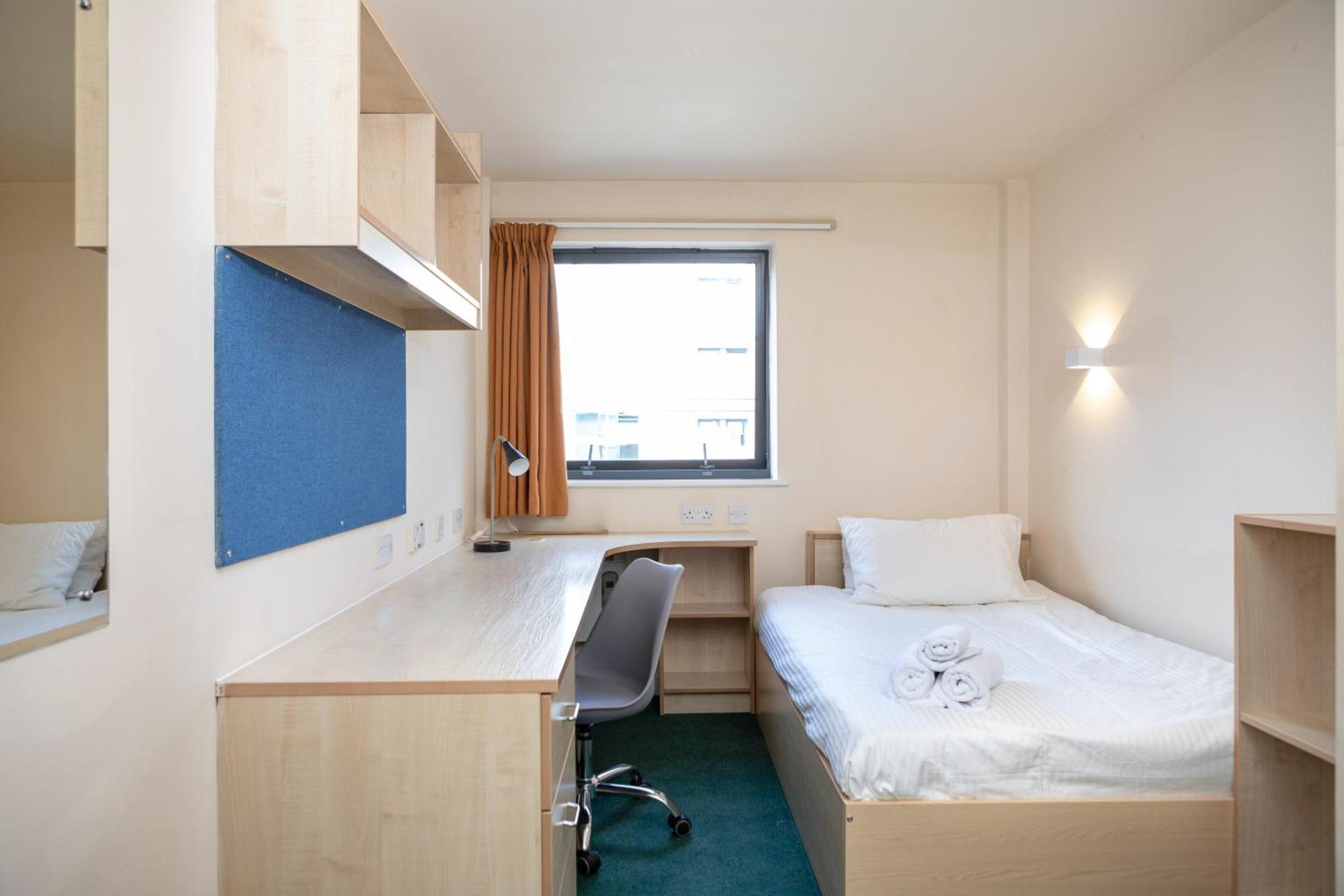 Rusholme Place Manchester Exterior photo